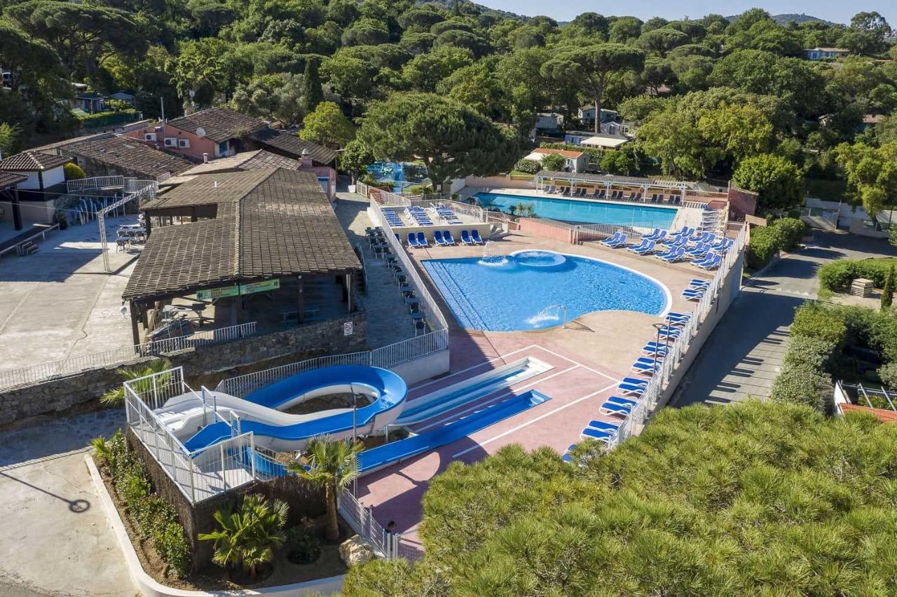 Bungalow Luxe 3 Chambres Surplombant Le Golf De St Tropez Ґассен Екстер'єр фото