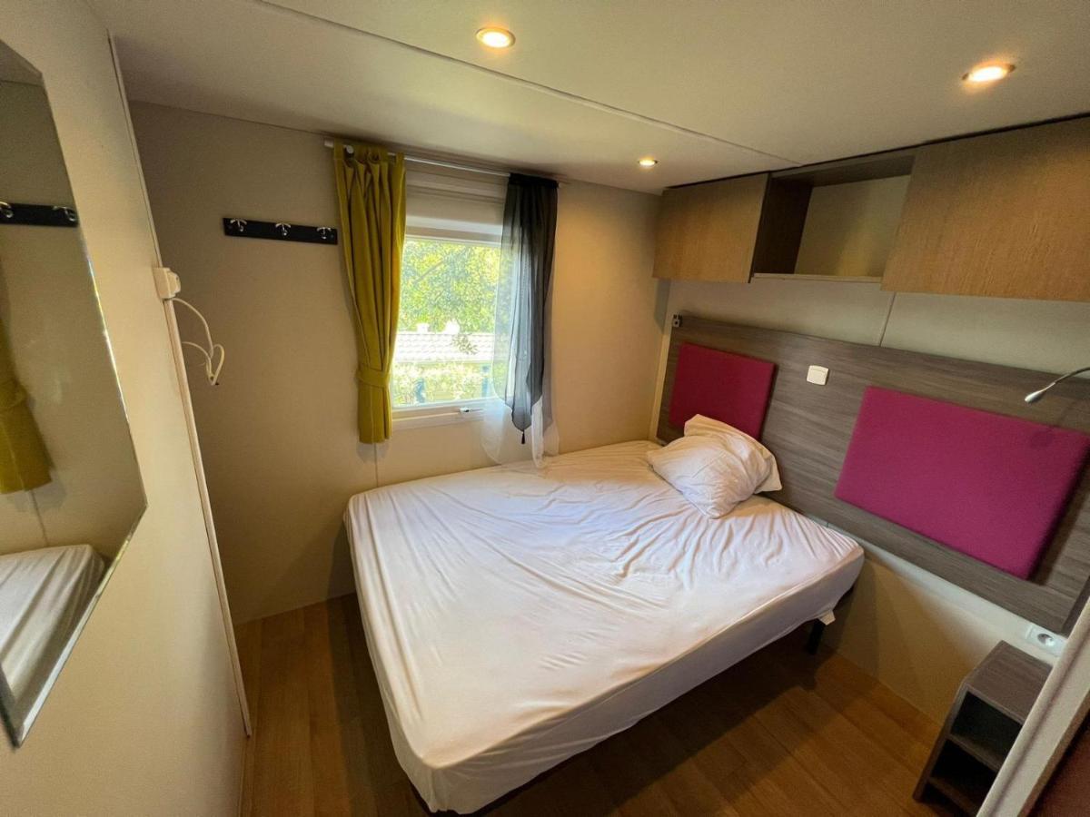 Bungalow Luxe 3 Chambres Surplombant Le Golf De St Tropez Ґассен Екстер'єр фото
